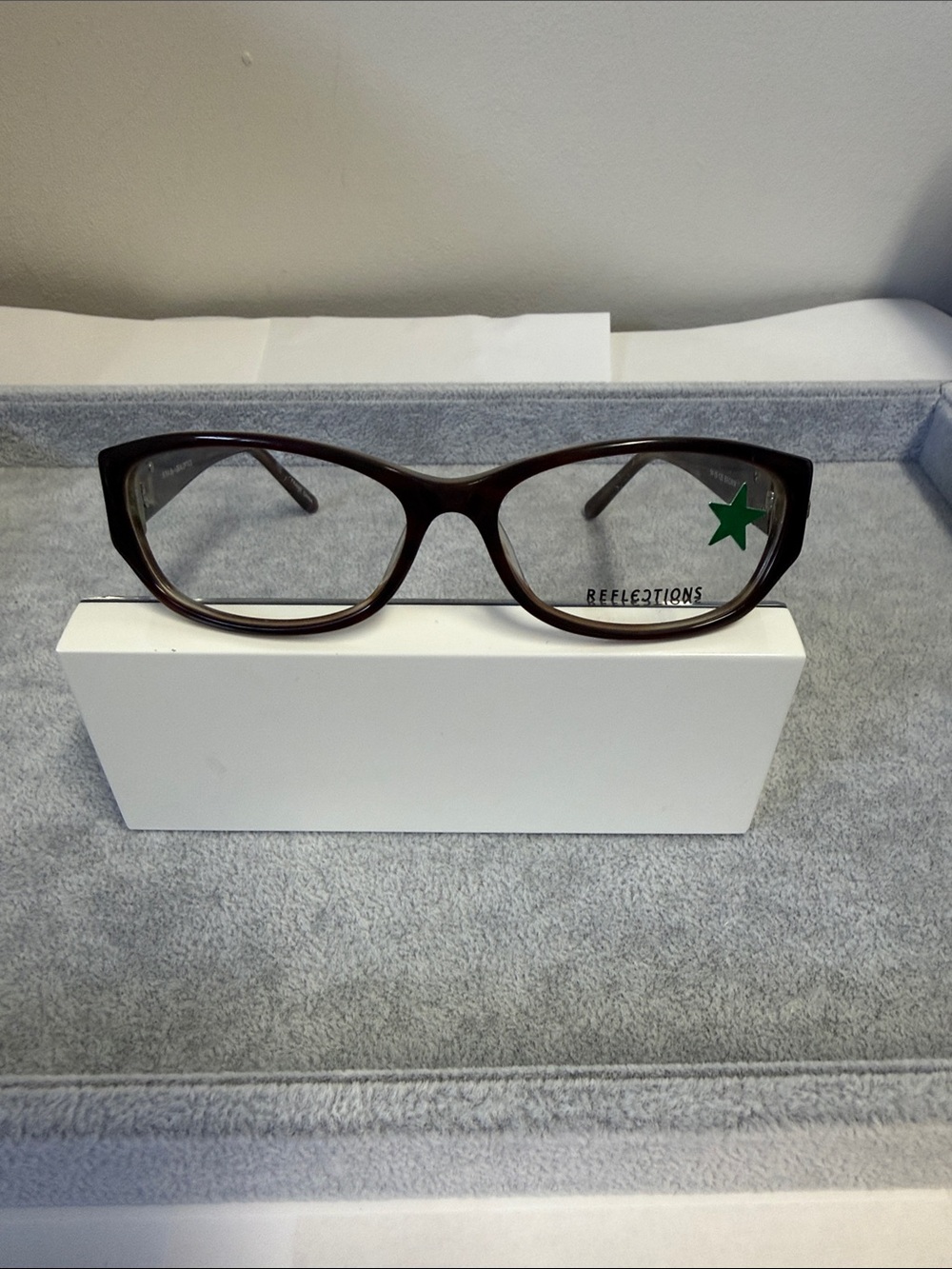NWOT Ideal Optics Reflections R764 Plastic Brown Rhinestone Cat-Eye Eyeglasses